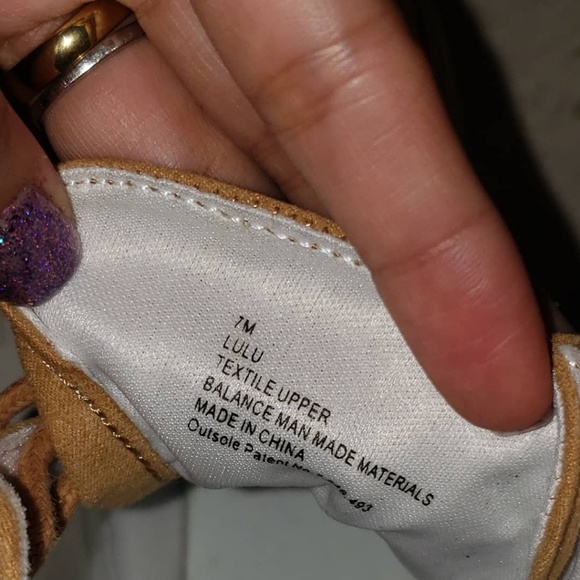 Under8ed Boots - Picture 5 of 5